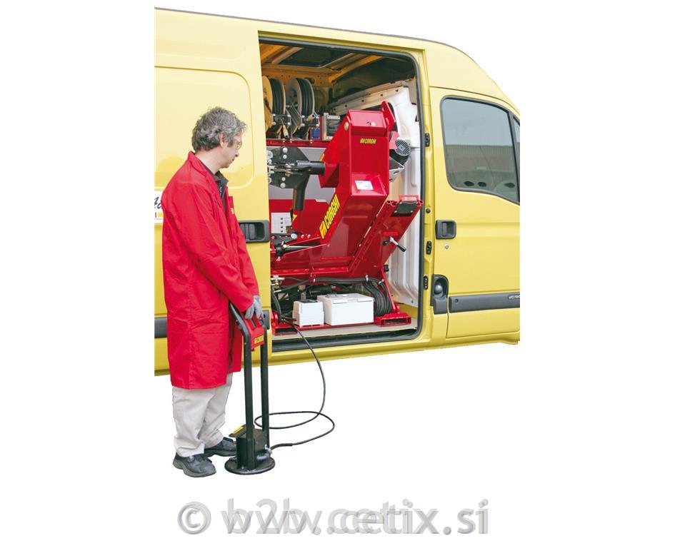 Tovorni montirni stroj - CORGHI HD 650 Tilt