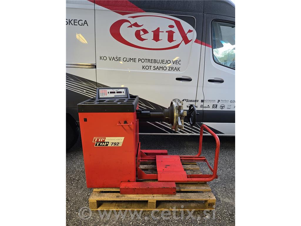 Tovorni centrirni stroj TIP TOP 792 - rabljen