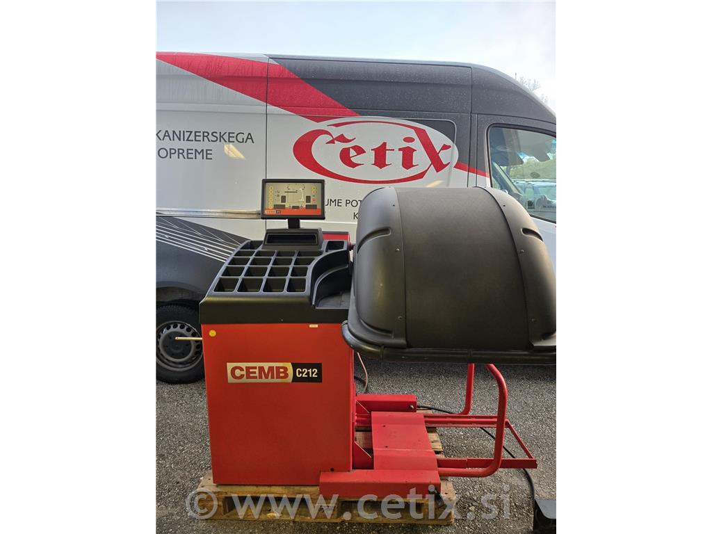 Tovorni centrirni stroj CEMB C212 - rabljen